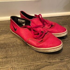 Woman’s Nike sneakers- buy any item from my page and get this free